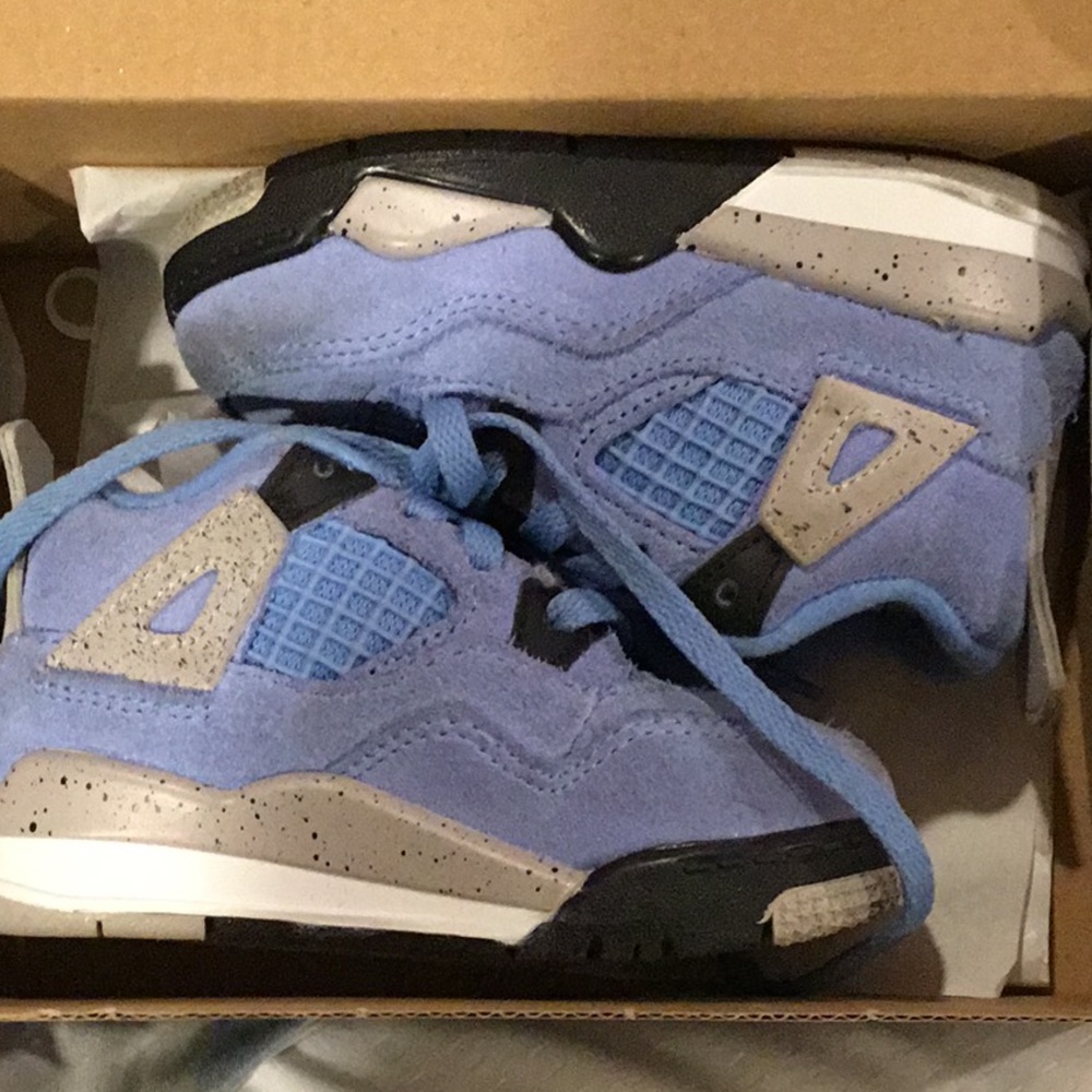Jordan 4 Retro